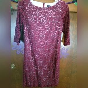 Jessica Howard lace dress wine colored size 4 petite